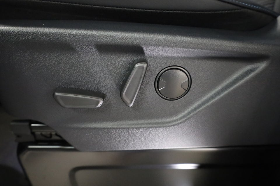 Ford E-Transit Custom 340L 64 Sport