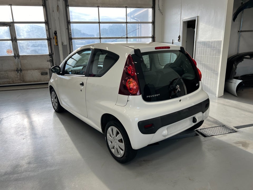 Peugeot 107 1,0 Access 3d