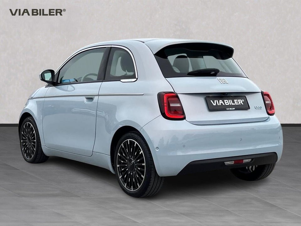 Fiat 500e 42 la Prima by Bocelli 3d