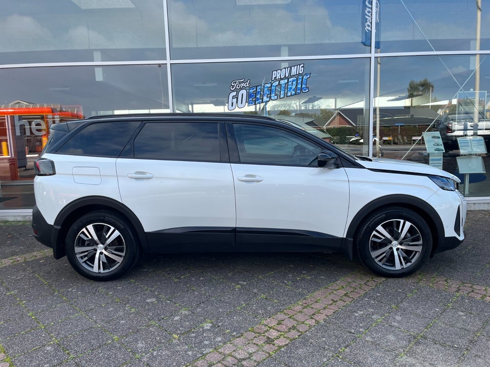 Peugeot 5008 1,2 PureTech 130 Allure Pack EAT8 7prs 5d