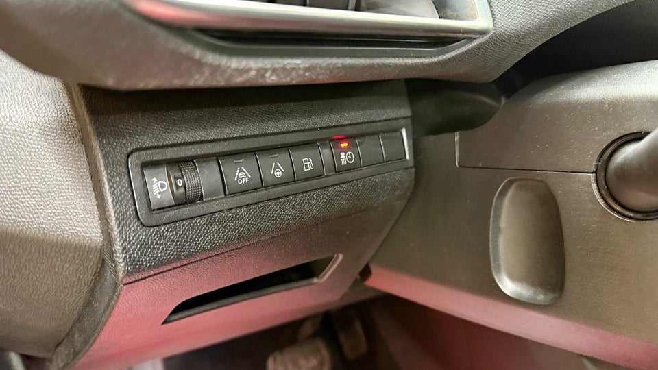 Peugeot 3008 1,6 Hybrid First Selection EAT8 5d