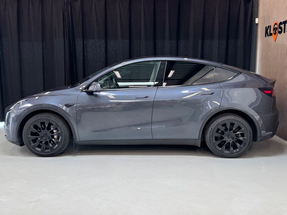 Tesla Model Y Long Range AWD 5d