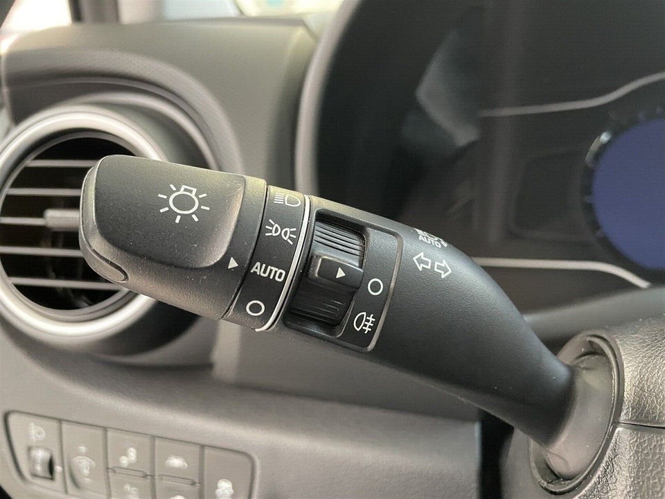 Hyundai Kona 64 EV Premium 5d