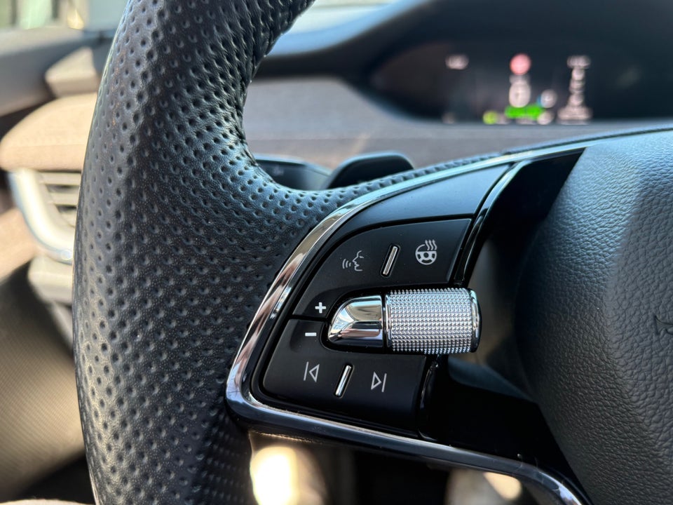 Skoda Enyaq 80 iV Lodge 5d