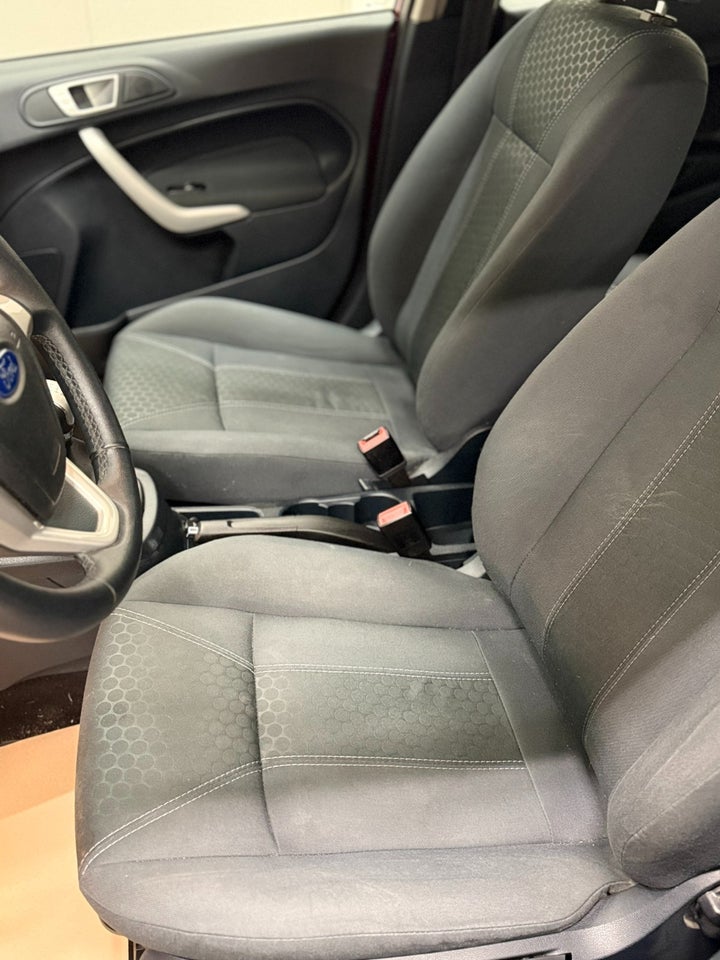 Ford Fiesta 1,25 60 Titanium 5d