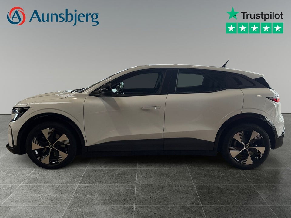 Renault Megane E-Tech 40 Equilibre 5d