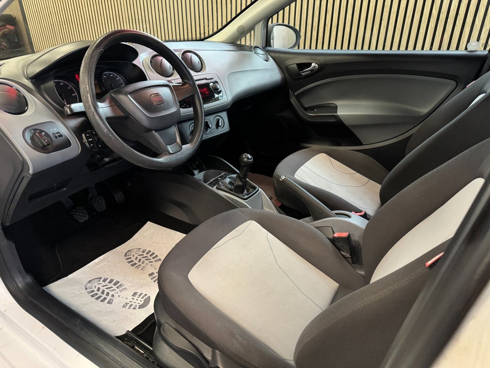 Seat Ibiza 1,2 12V 70 Reference SC 3d