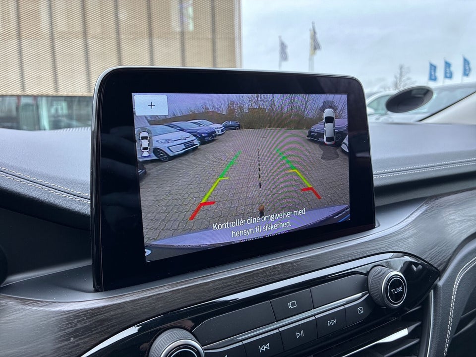 Ford Kuga 2,5 PHEV Vignale CVT 5d