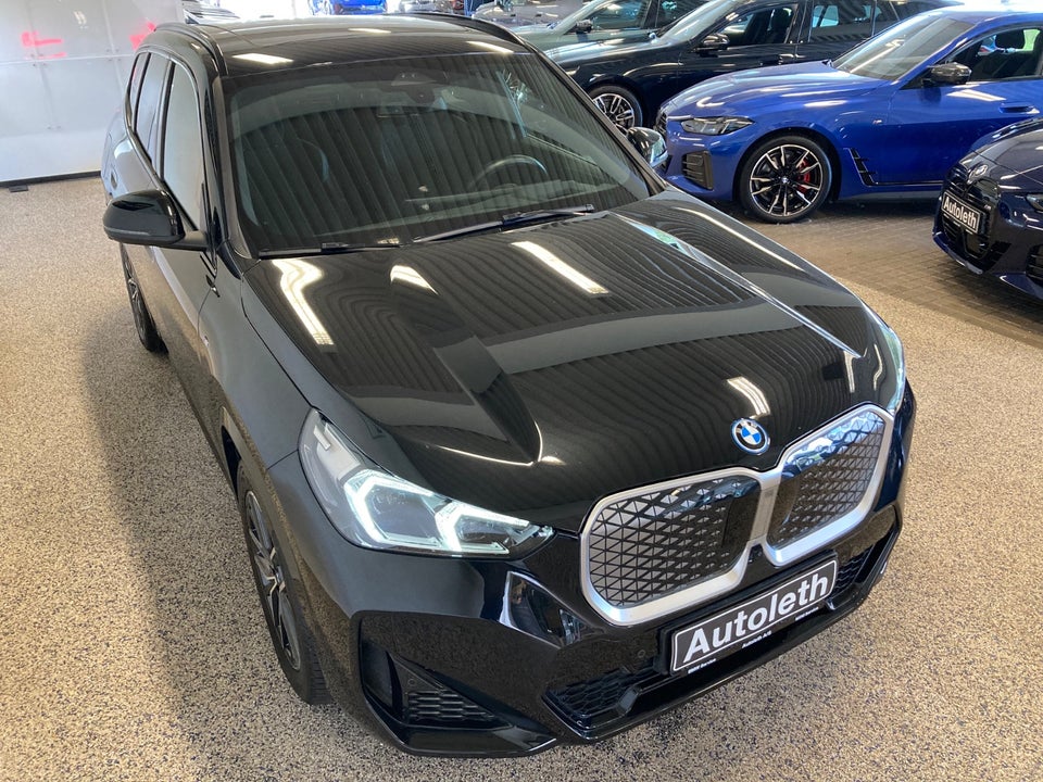 BMW iX1 xDrive30 M-Sport 5d