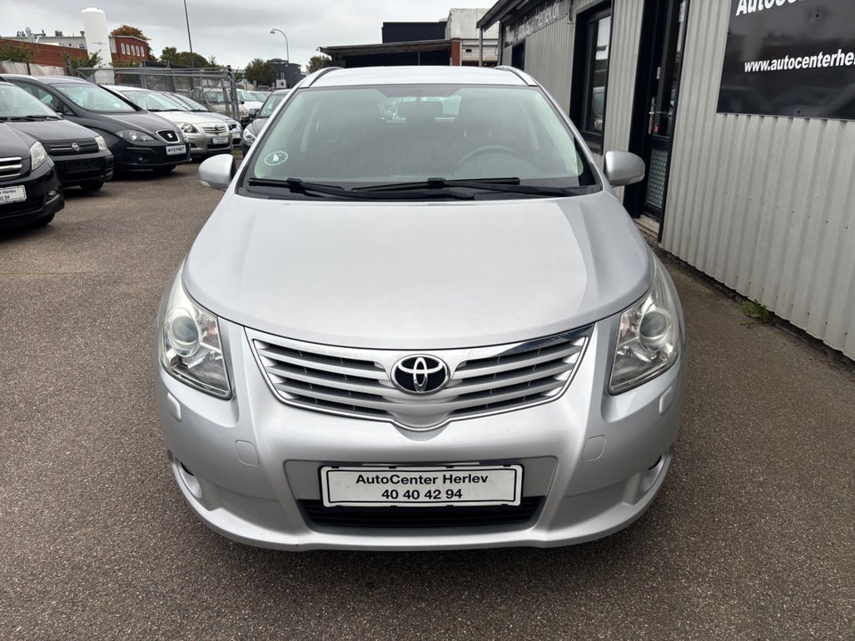 Toyota Avensis 2,0 D-4D TX stc. 5d