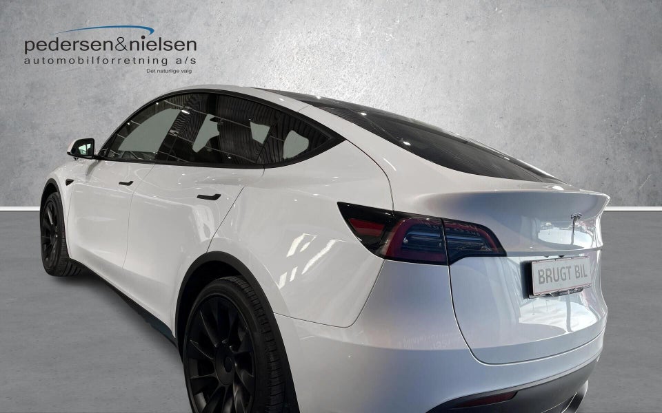 Tesla Model Y RWD 5d