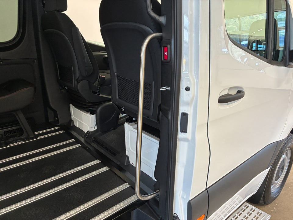 Mercedes Sprinter 317 2,0 CDi A2 Tourer PRO aut. RWD