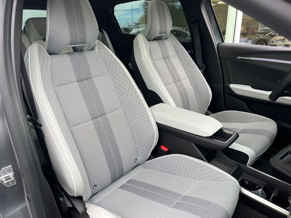 Renault Scenic E-Tech 87 Iconic 5d