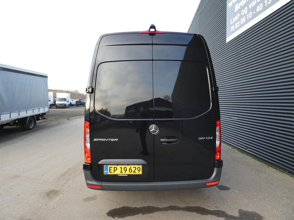Mercedes Sprinter 317 2,0 CDi A2 Kassevogn PRO aut. RWD