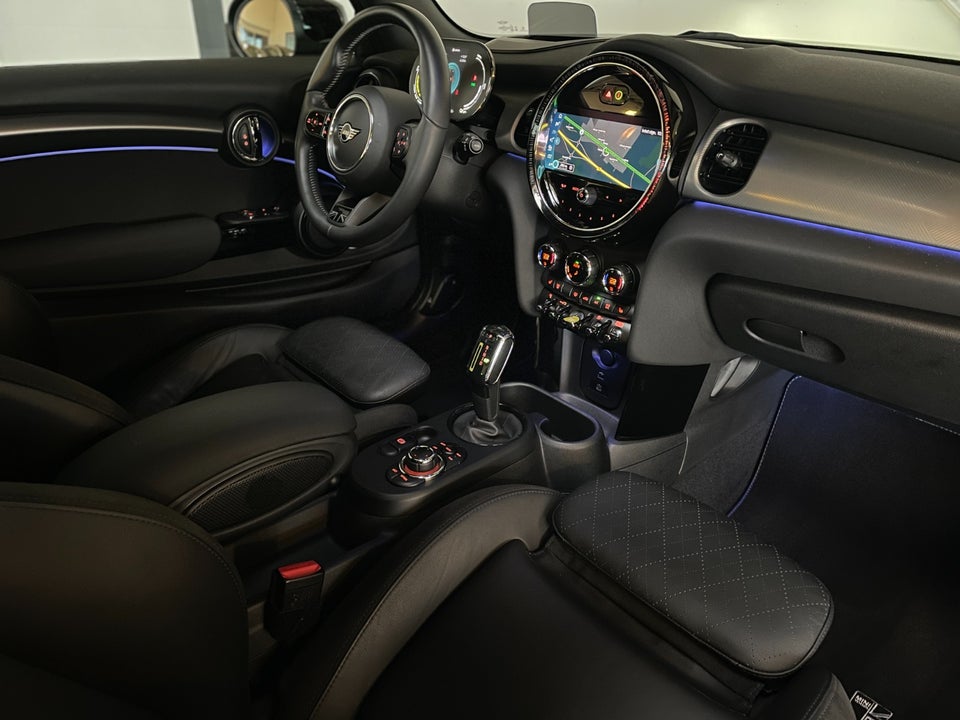 MINI Cooper SE Yours Trim 3d