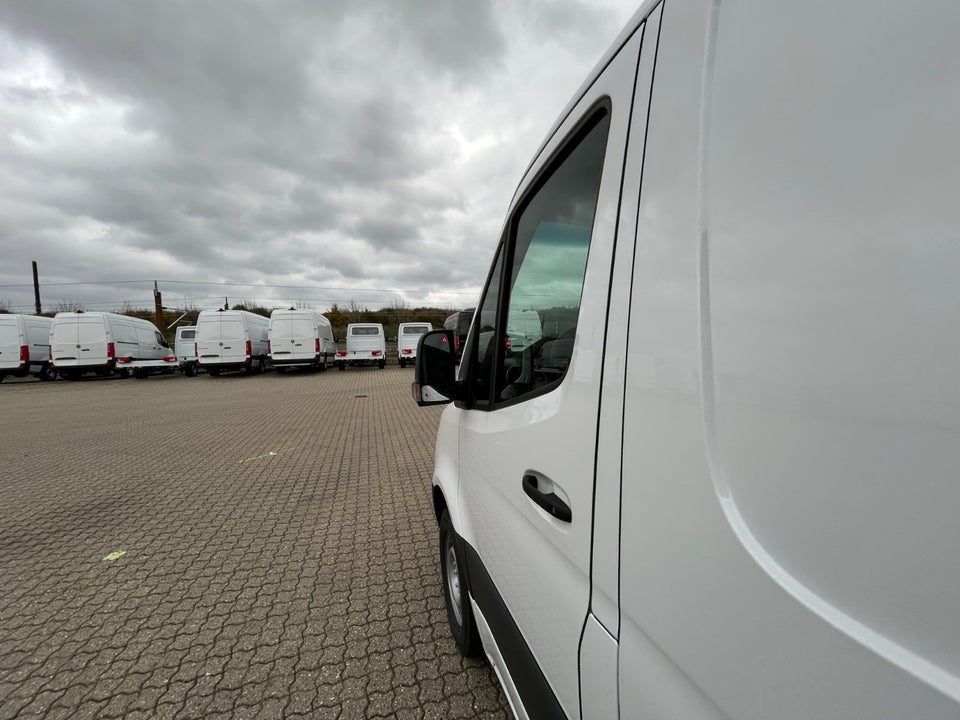 Mercedes Sprinter 317 2,0 CDi A2 Kassevogn PRO RWD