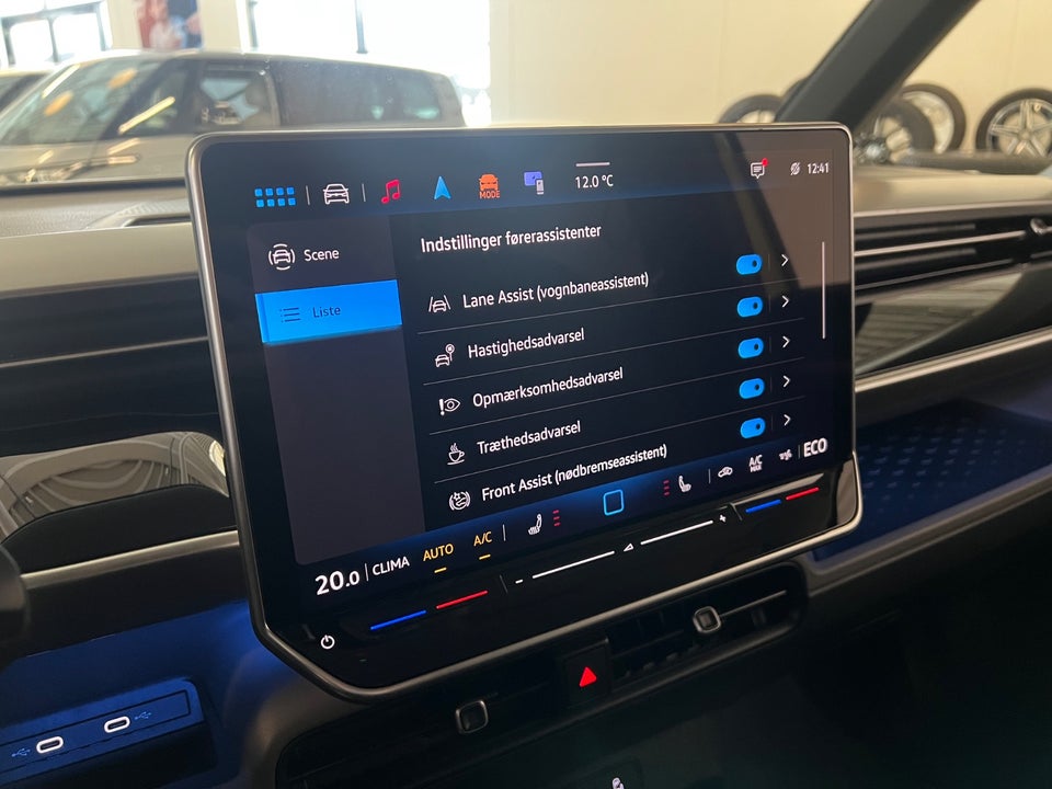 VW ID.Buzz 86 Life+ 7prs LWB 5d