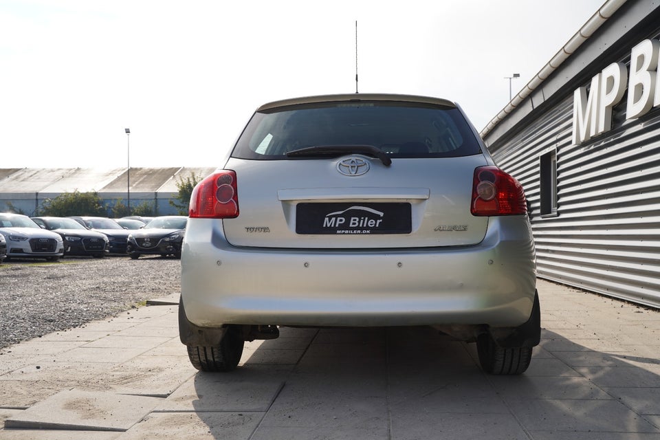 Toyota Auris 1,6 Sol 5d