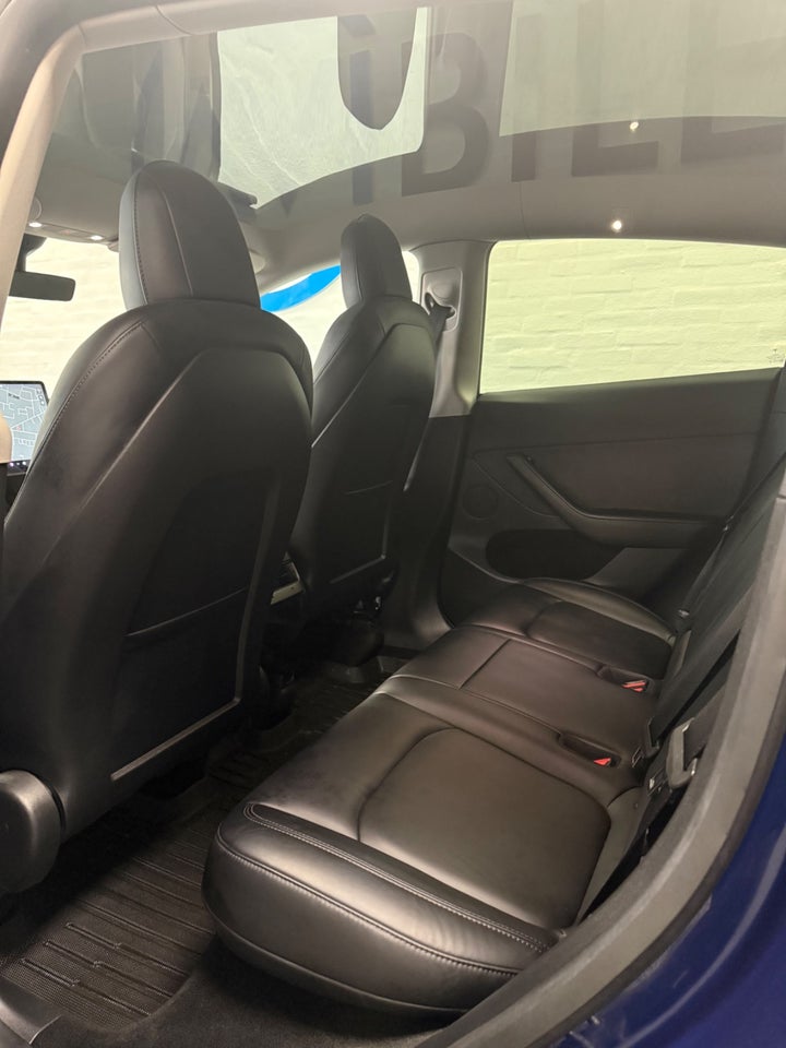 Tesla Model Y Long Range AWD 5d