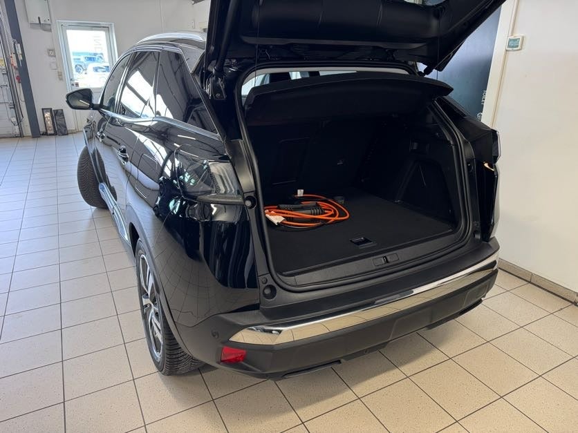 Peugeot 3008 1,6 Hybrid First Selection EAT8 5d