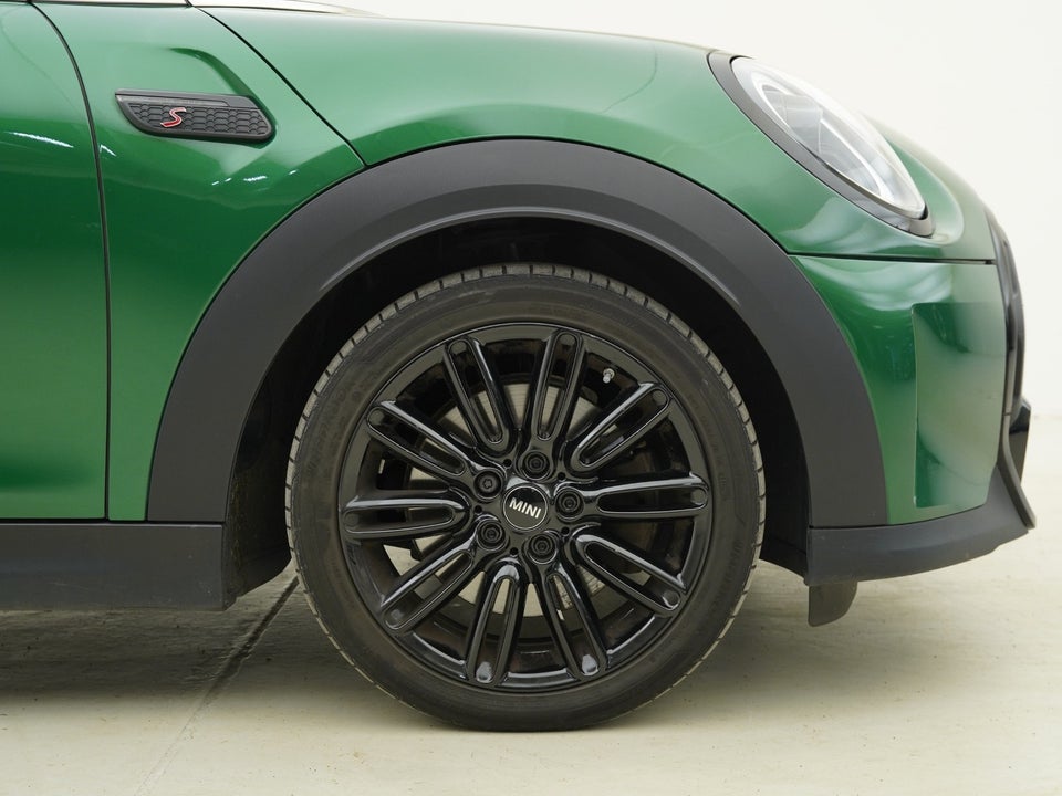 MINI Cooper S 2,0 Essential Cabriolet aut. 2d