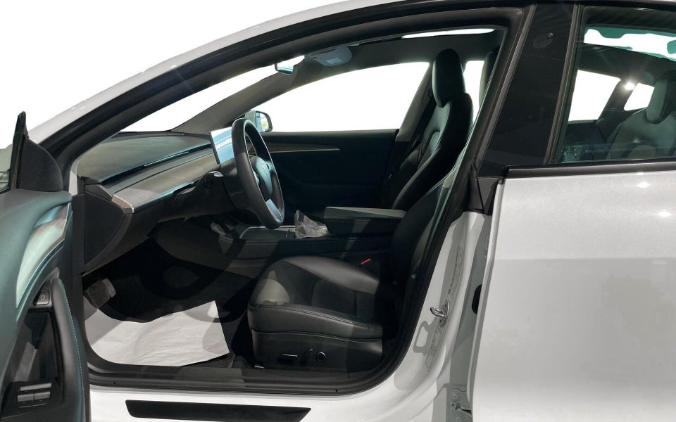 Tesla Model 3 Performance AWD 4d