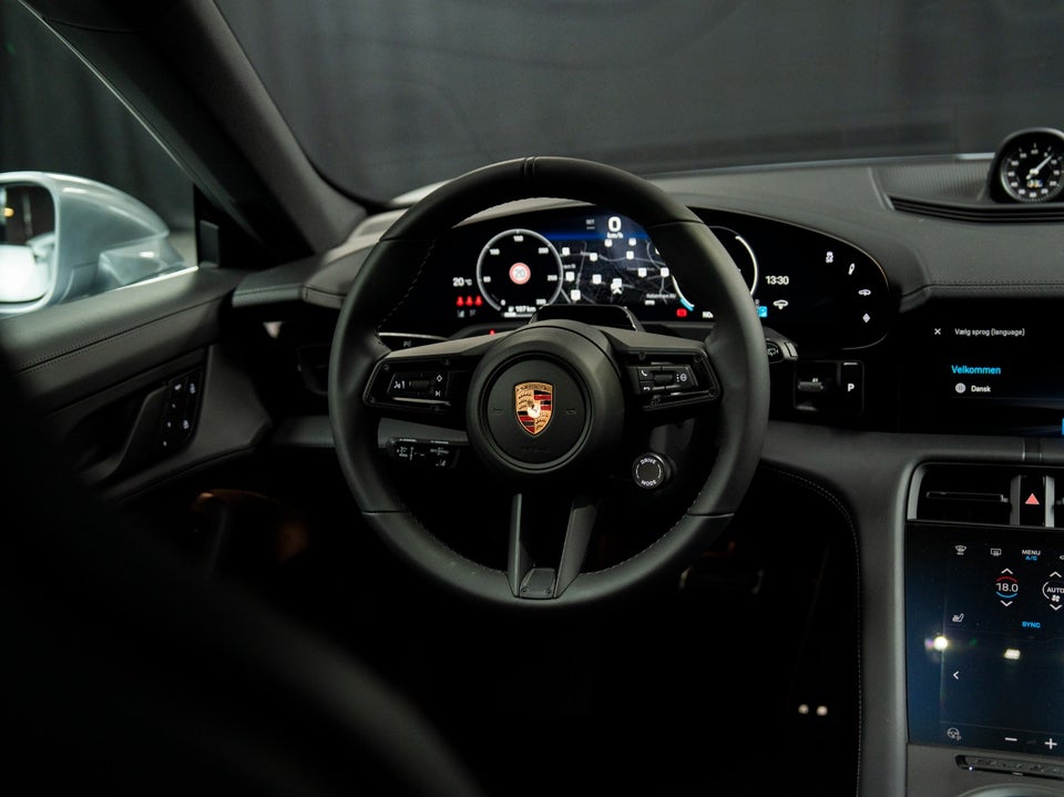 Porsche Taycan Performance+ Black Edition Sport Turismo 5d