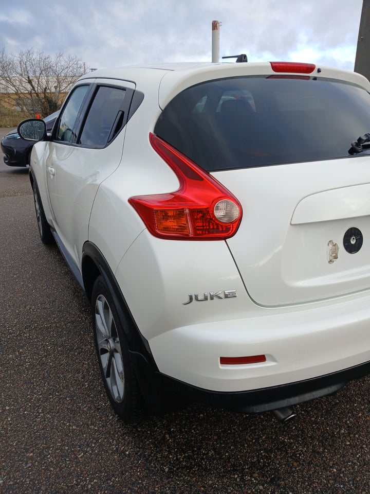 Nissan Juke 1,6 Tekna 5d