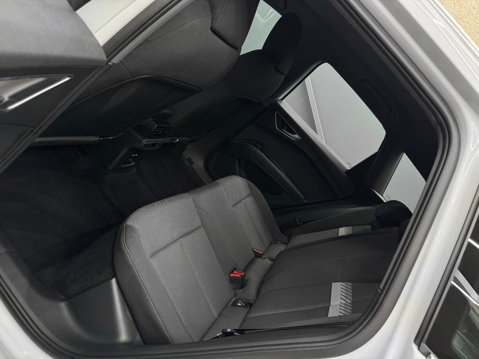 Audi Q4 e-tron 40 Advanced 5d