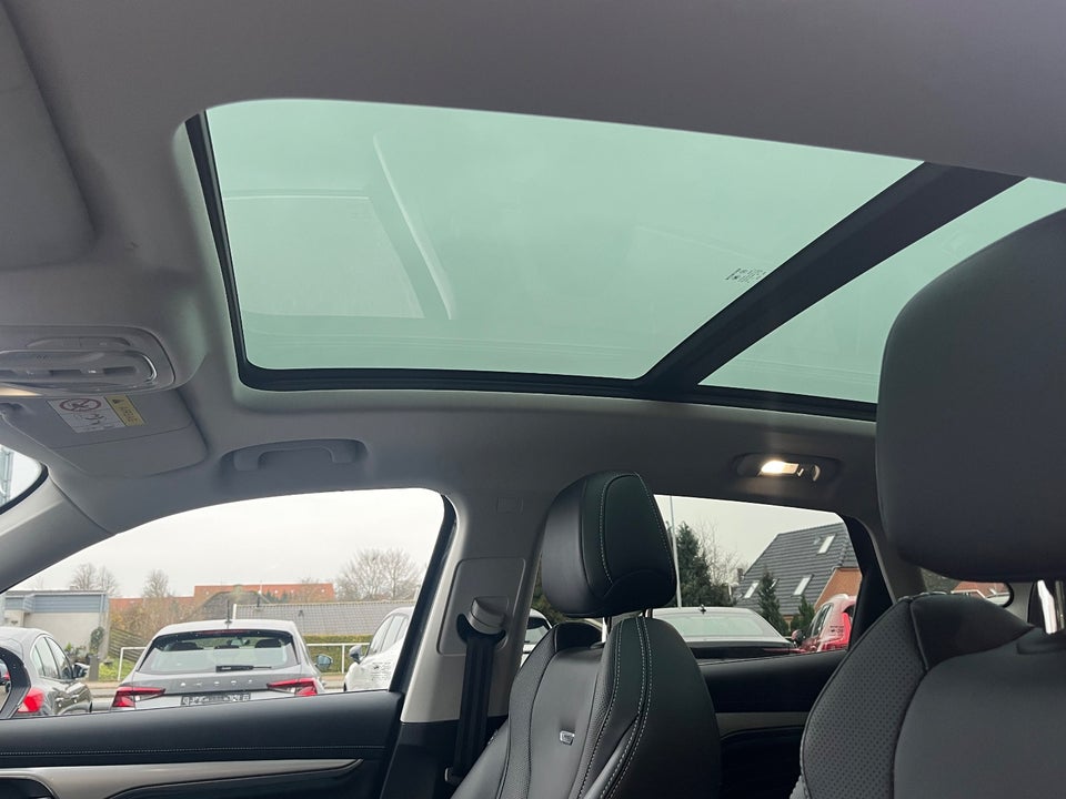 MG Marvel R Performance 5d