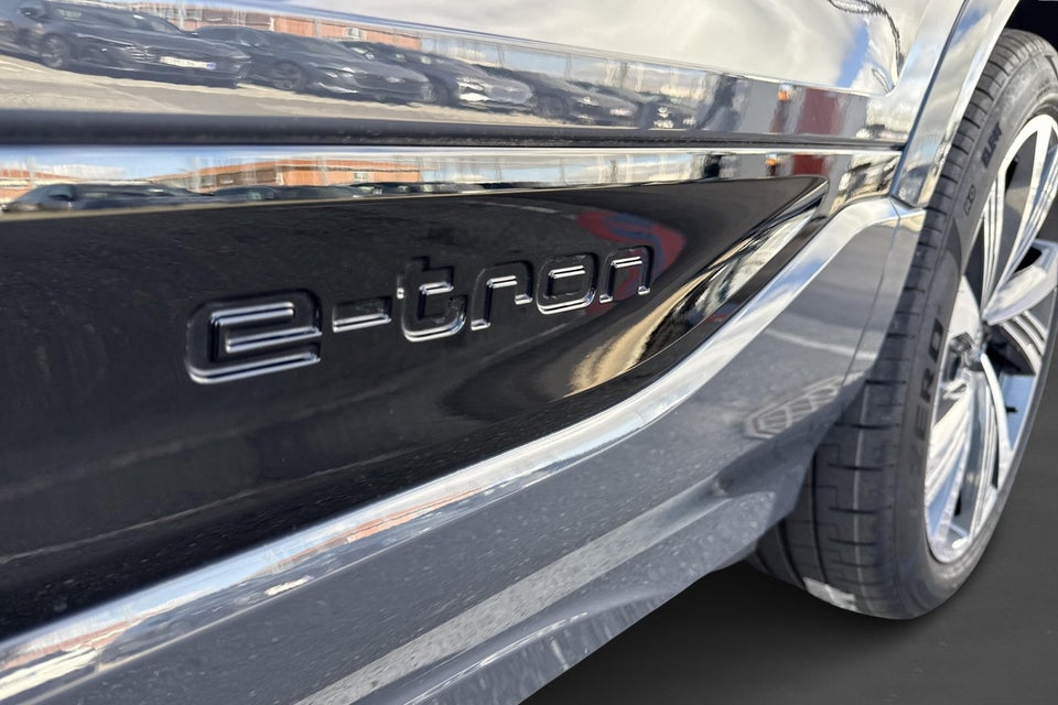 Audi Q6 e-tron Progress plus performance 5d