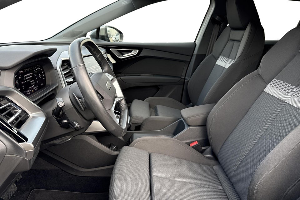 Audi Q4 e-tron 40  5d