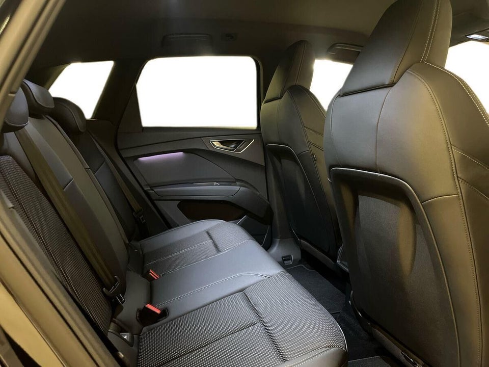 Audi Q4 e-tron 45 S-line Edition quattro 5d