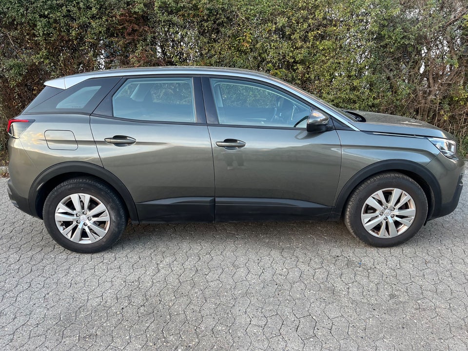 Peugeot 3008 1,2 e-THP 130 Allure 5d