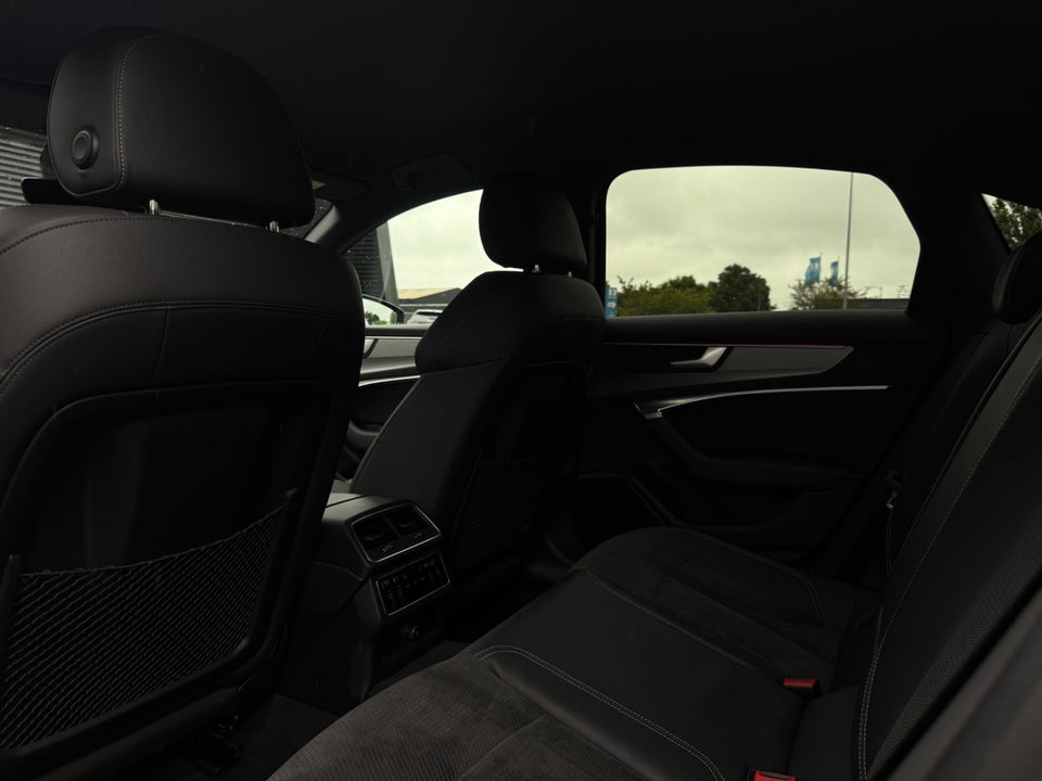 Audi A6 55 TFSi e S-line quattro S-tr. 4d