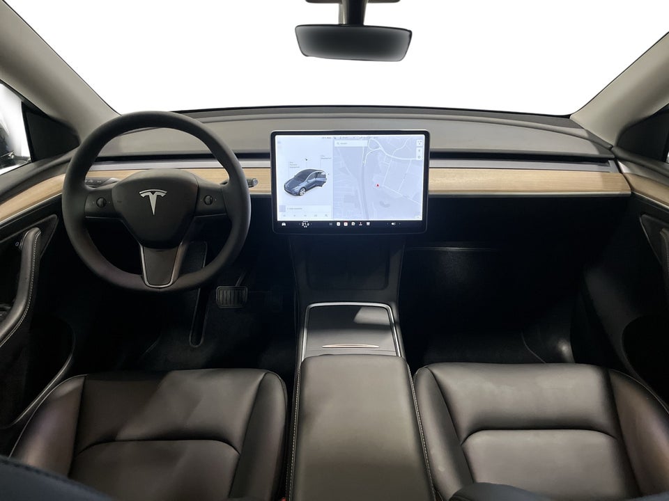 Tesla Model Y Long Range AWD 5d