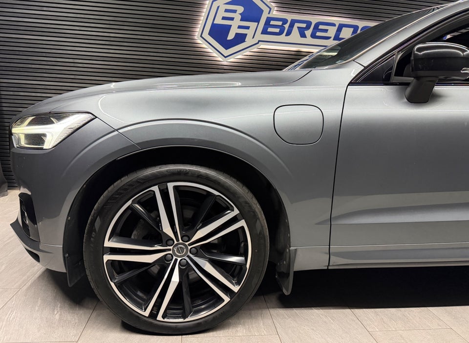 Volvo XC60 2,0 T8 ReCharge R-Design aut. AWD 5d