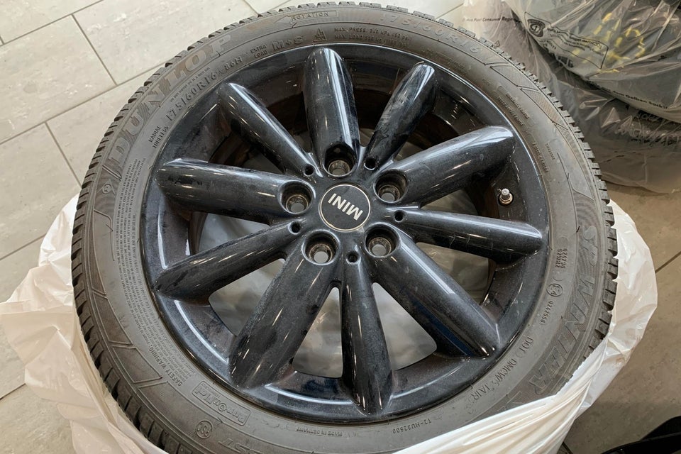 MINI Cooper SE Classic Trim 3d