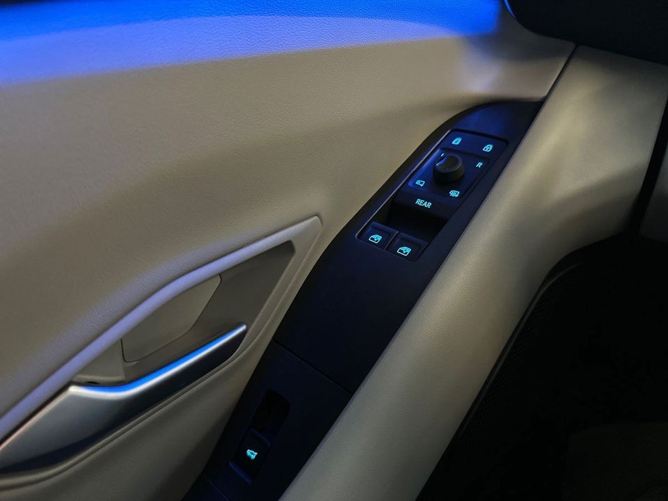 Ford Capri 84 Premium Extended Range AWD 5d