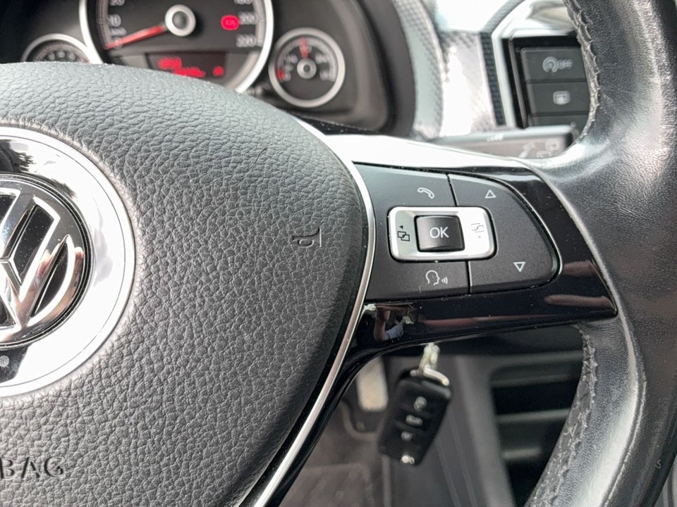 VW Up! 1,0 MPi 60 Move Up! BMT 5d