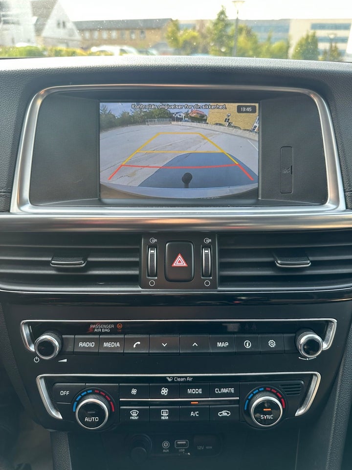 Kia Optima 1,7 CRDi 141 Advance SW 5d