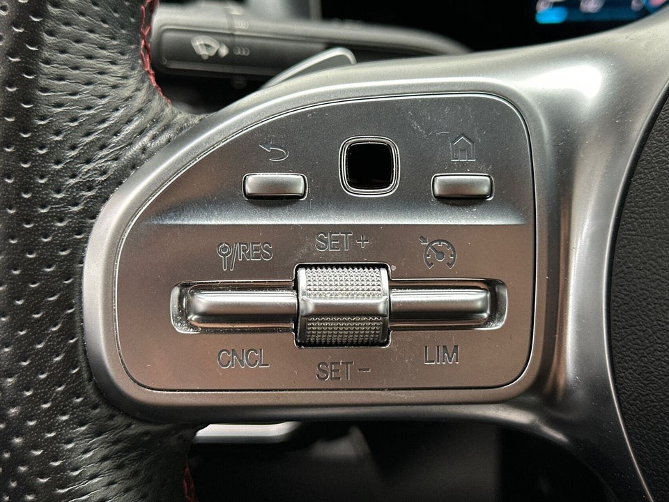 Mercedes CLA200 1,3 AMG Line Coupé aut. 4d