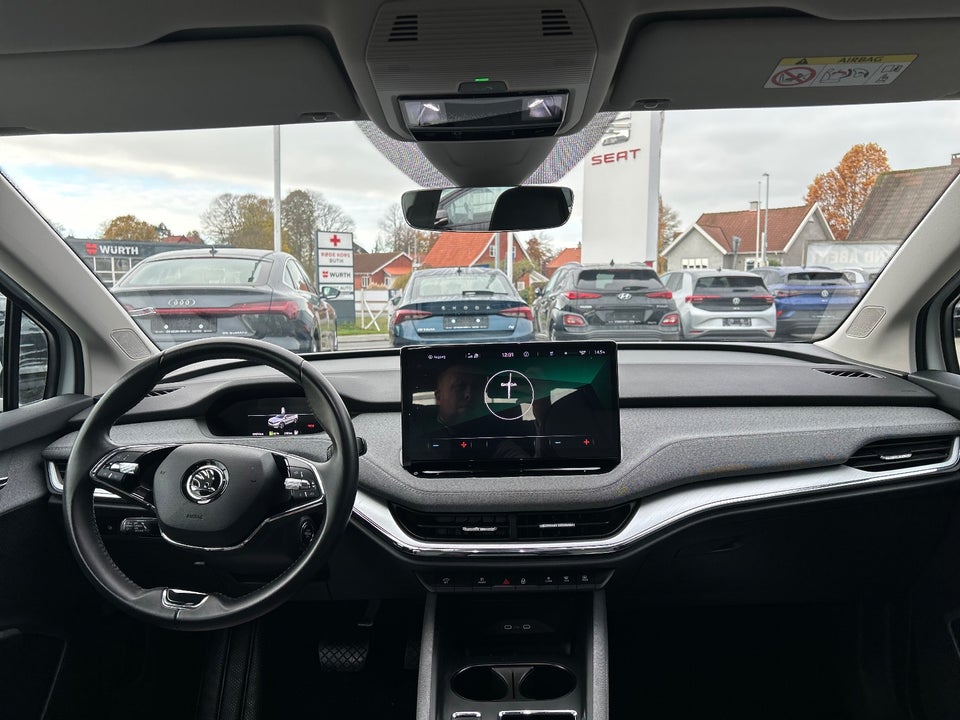 Skoda Enyaq 60 iV Loft 5d