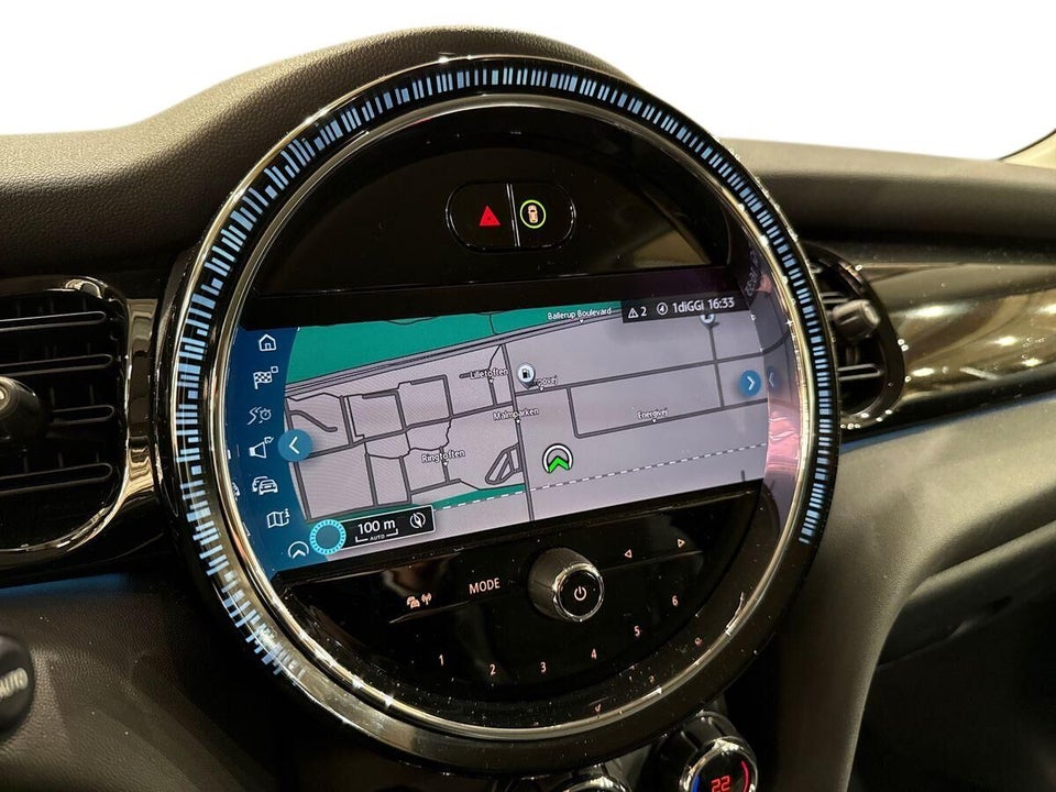 MINI Cooper SE Classic Trim 3d