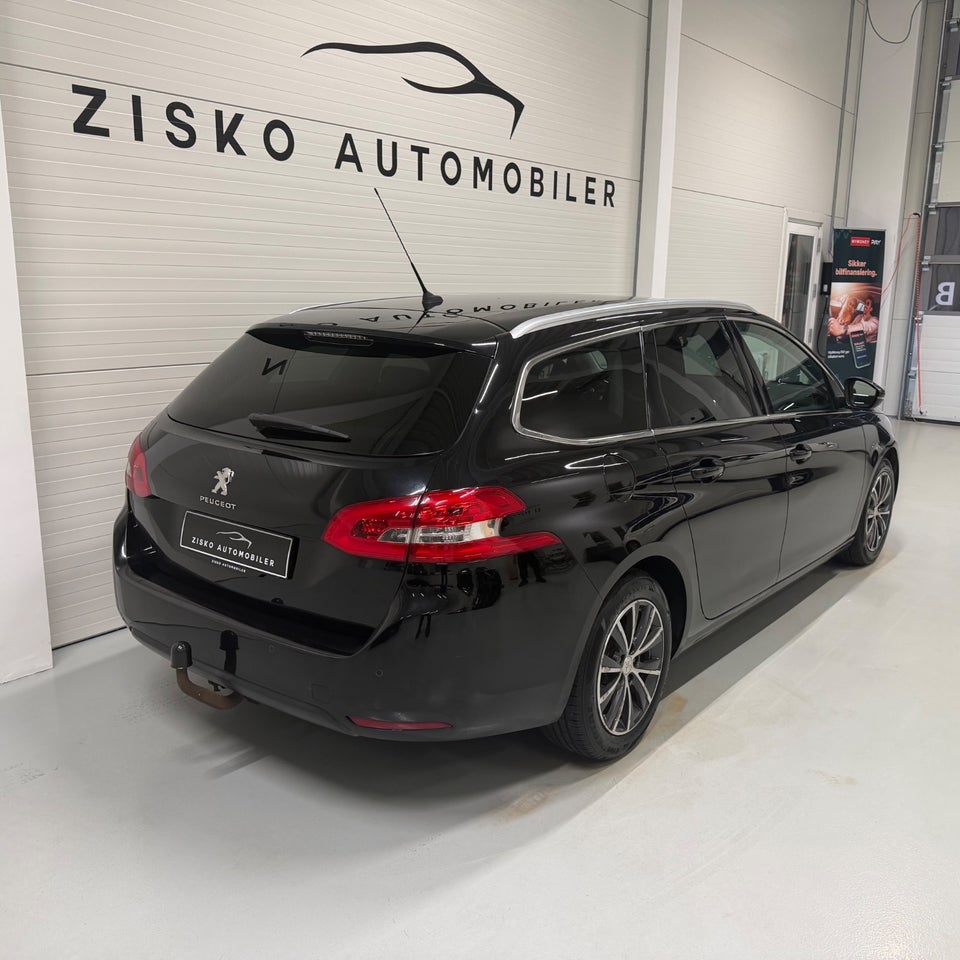 Peugeot 308 1,6 BlueHDi 120 Allure SW 5d