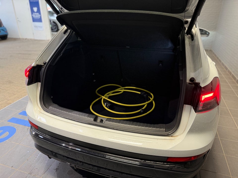 Audi Q4 e-tron 35 S-line 5d
