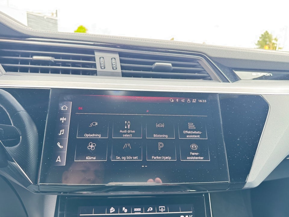 Audi e-tron 55 S-line quattro 5d