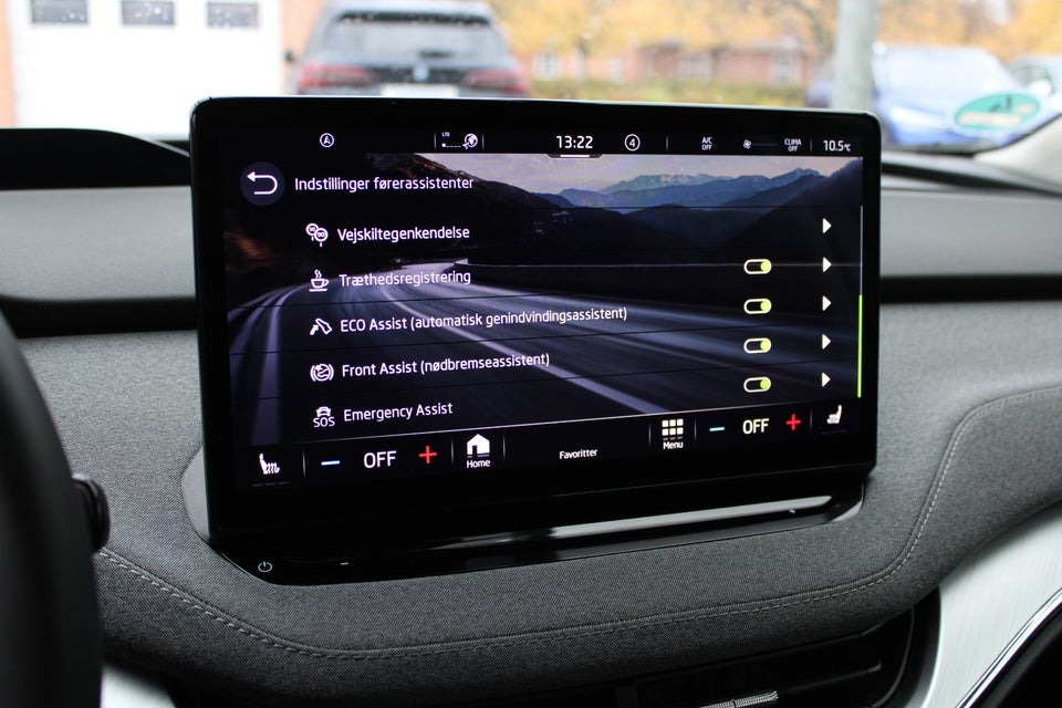 Skoda Enyaq 80 iV Loft 5d