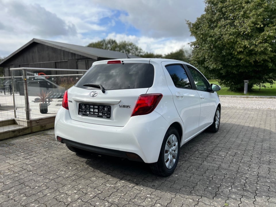 Toyota Yaris 1,0 VVT-i T1 Style 5d