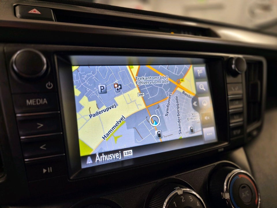 Toyota RAV4 2,0 D-4D T2 5d